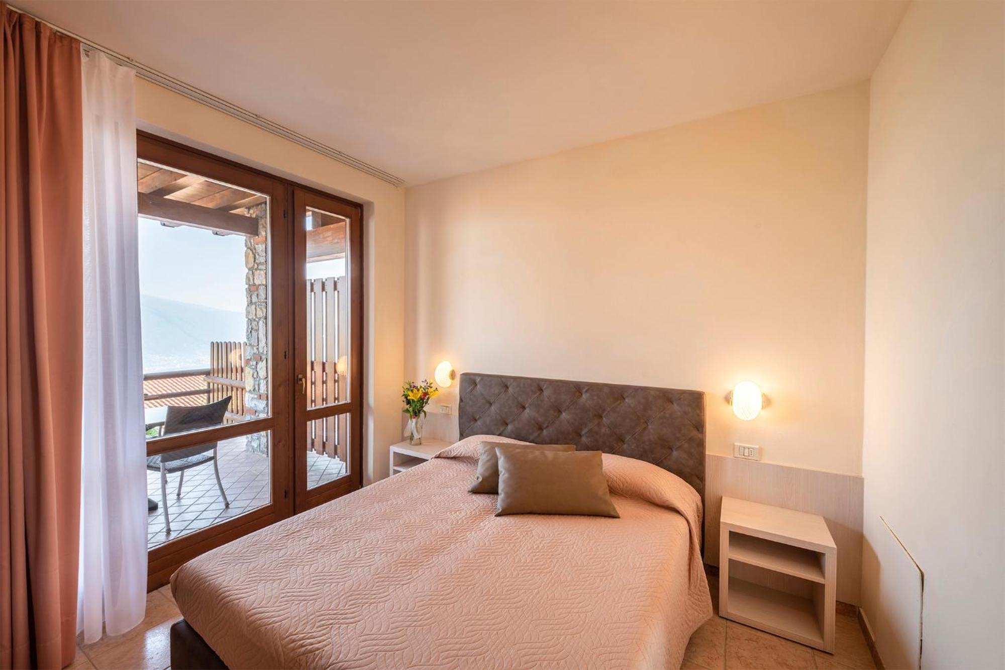 Hotel Pineta Campi Tremosine Kültér fotó