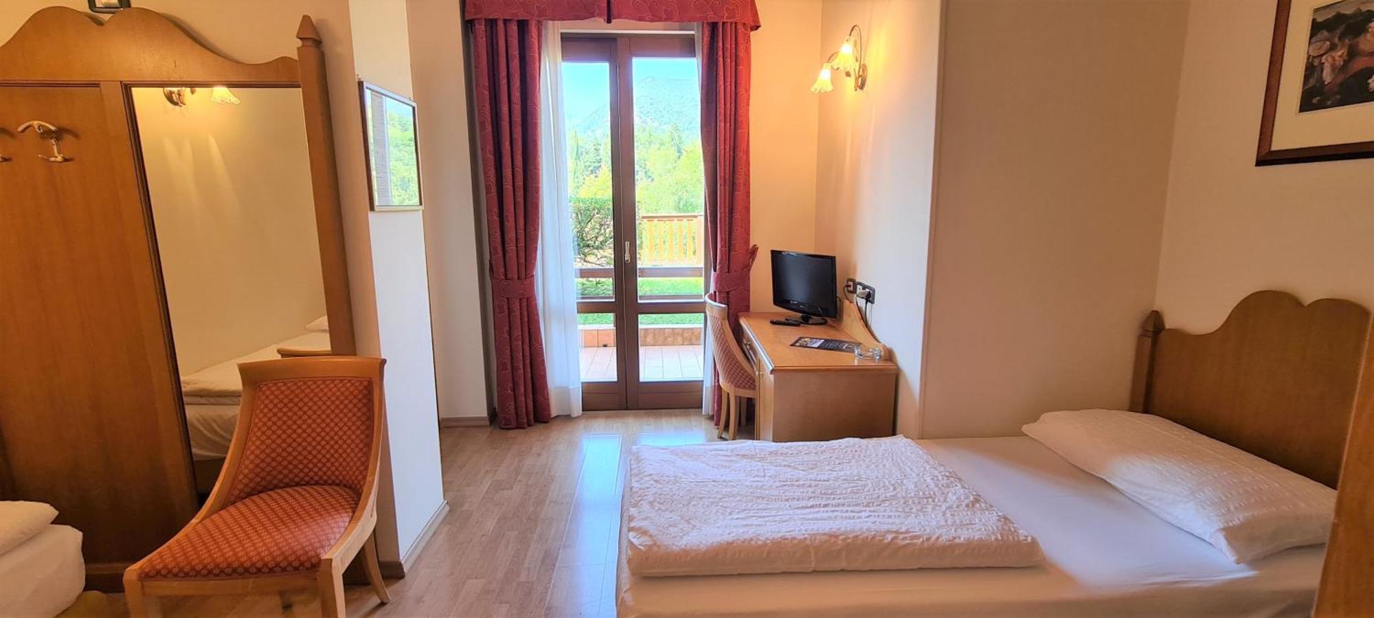 Hotel Pineta Campi Tremosine Kültér fotó