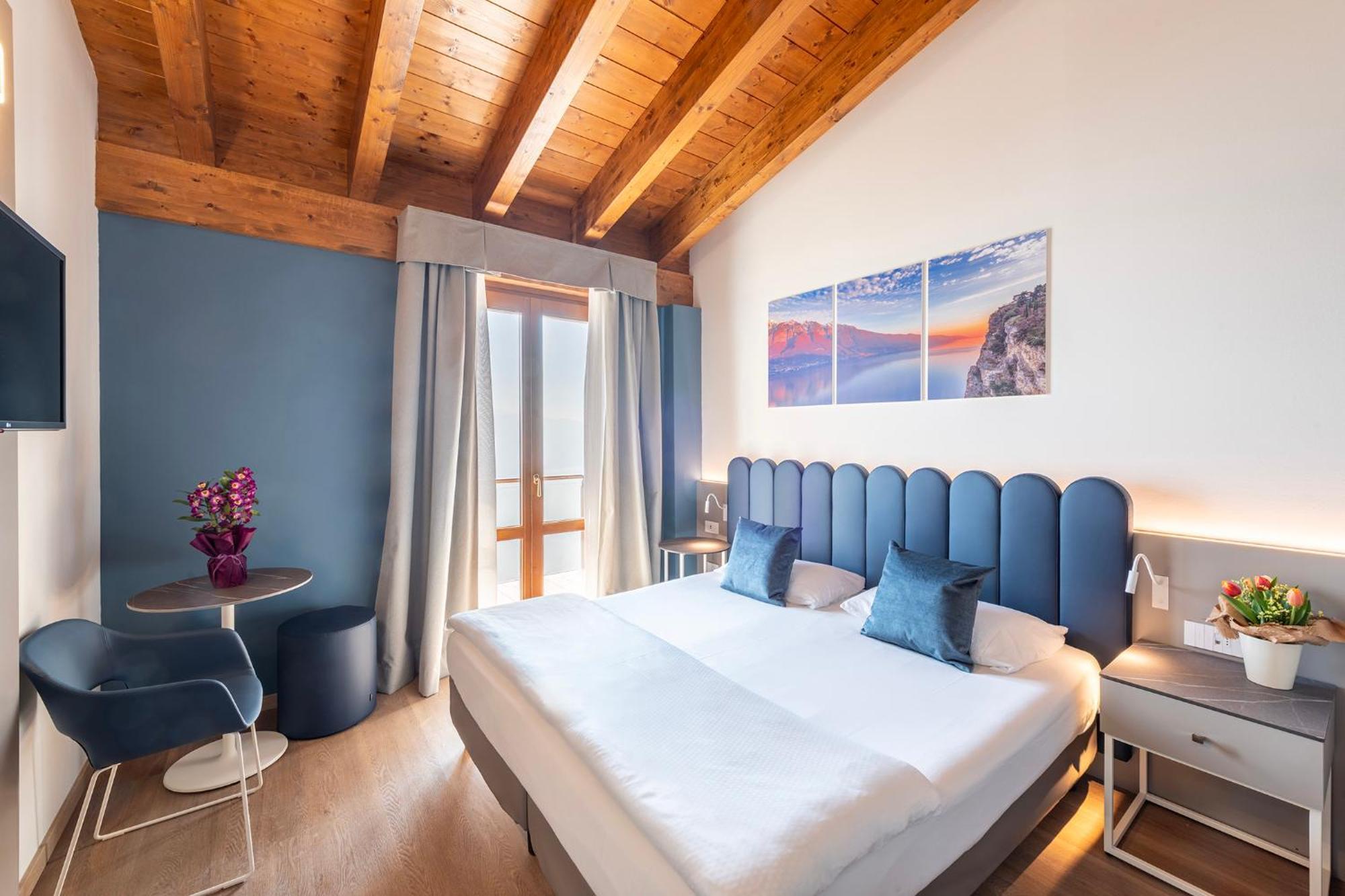 Hotel Pineta Campi Tremosine Kültér fotó